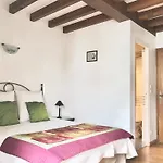 Domaine Mourguy D'hotes Chez Le Vigneron