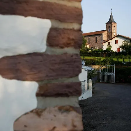 Domaine Mourguy D'hotes Chez Le Vigneron Ispoure